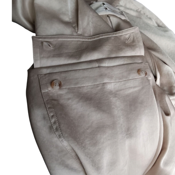 Madewell Satin High Rise Straight Cargo Trousers NWOT in Light Sand Beige 12 - Picture 9 of 9